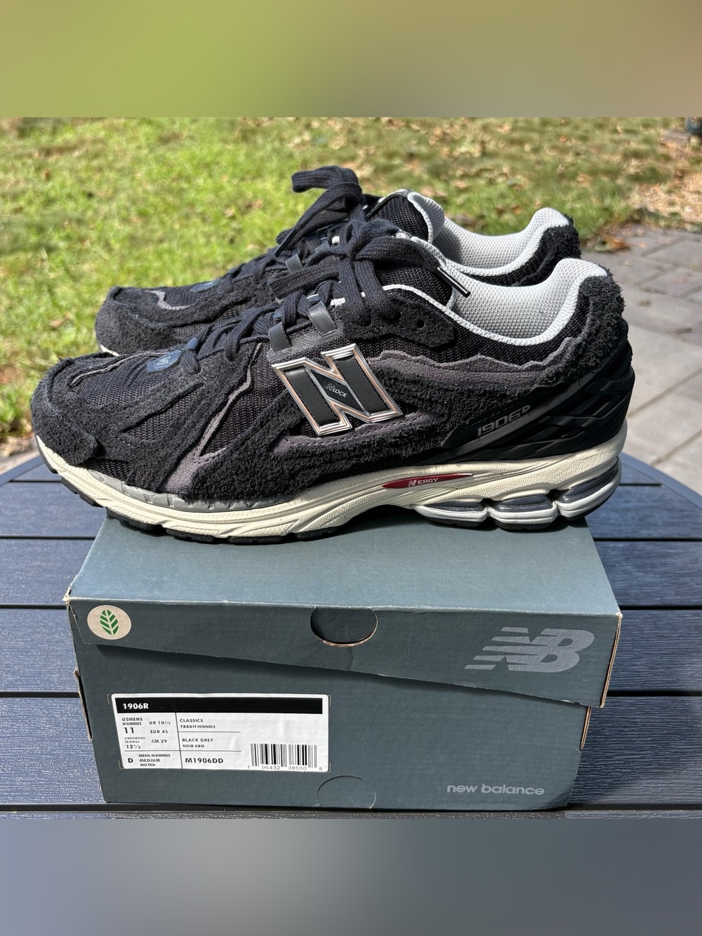Worn once!  Men’s New Balance Men's Black 1906R Protection Pack.  Size 11
